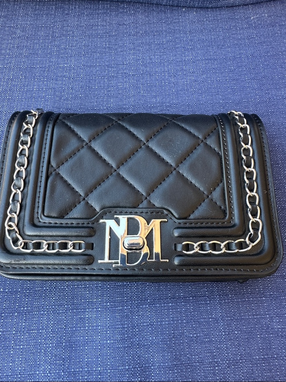 Black Quilted Chain-Detail Cluch Bag